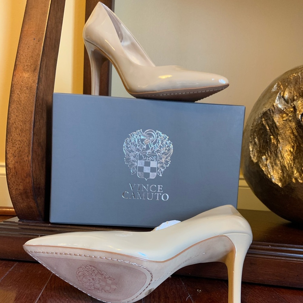 Vince Camuto Smooth Patent Blush Heel - Picture 1 of 6